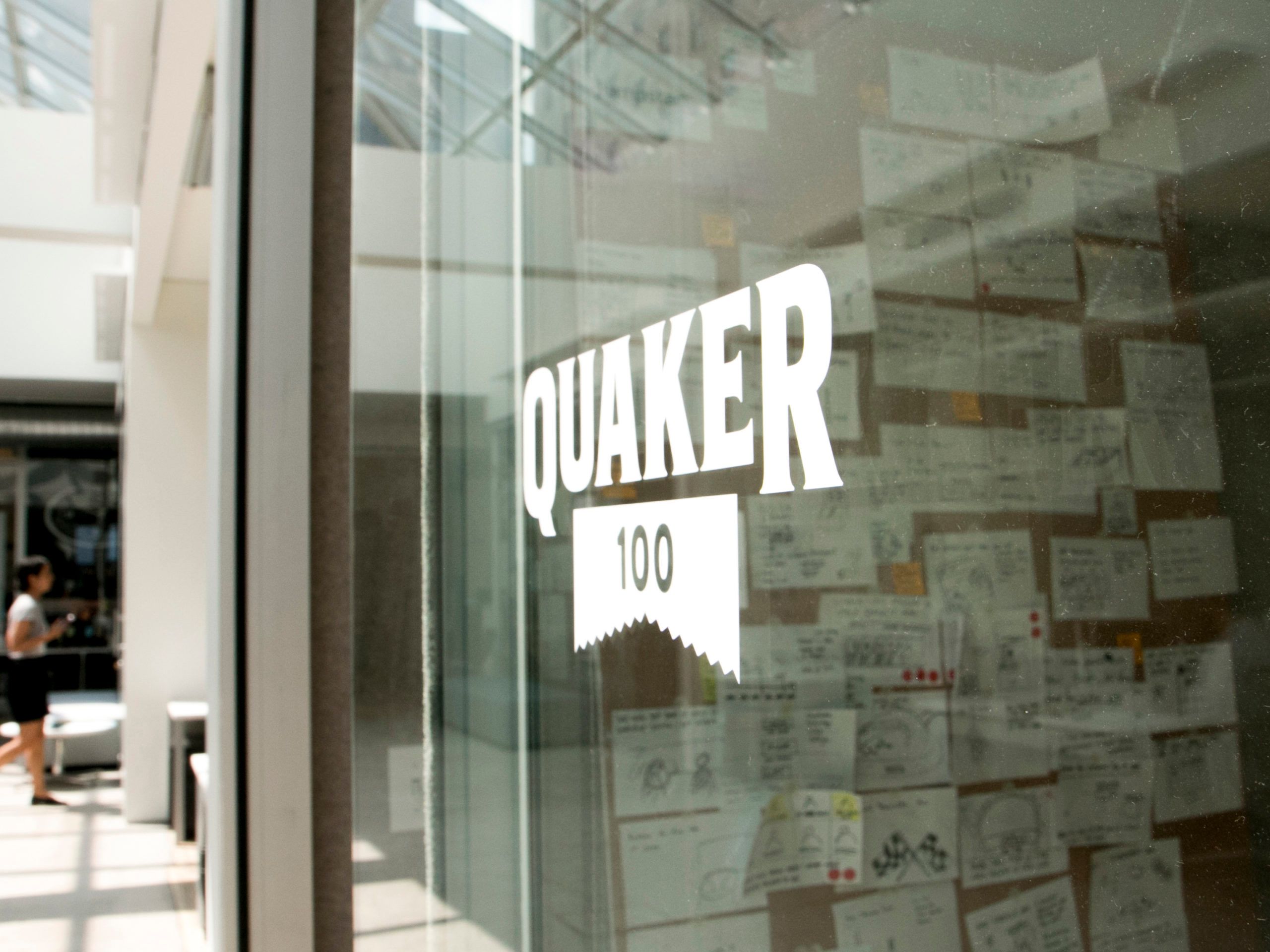 Quaker Init Quaker 100 Window Display Signage