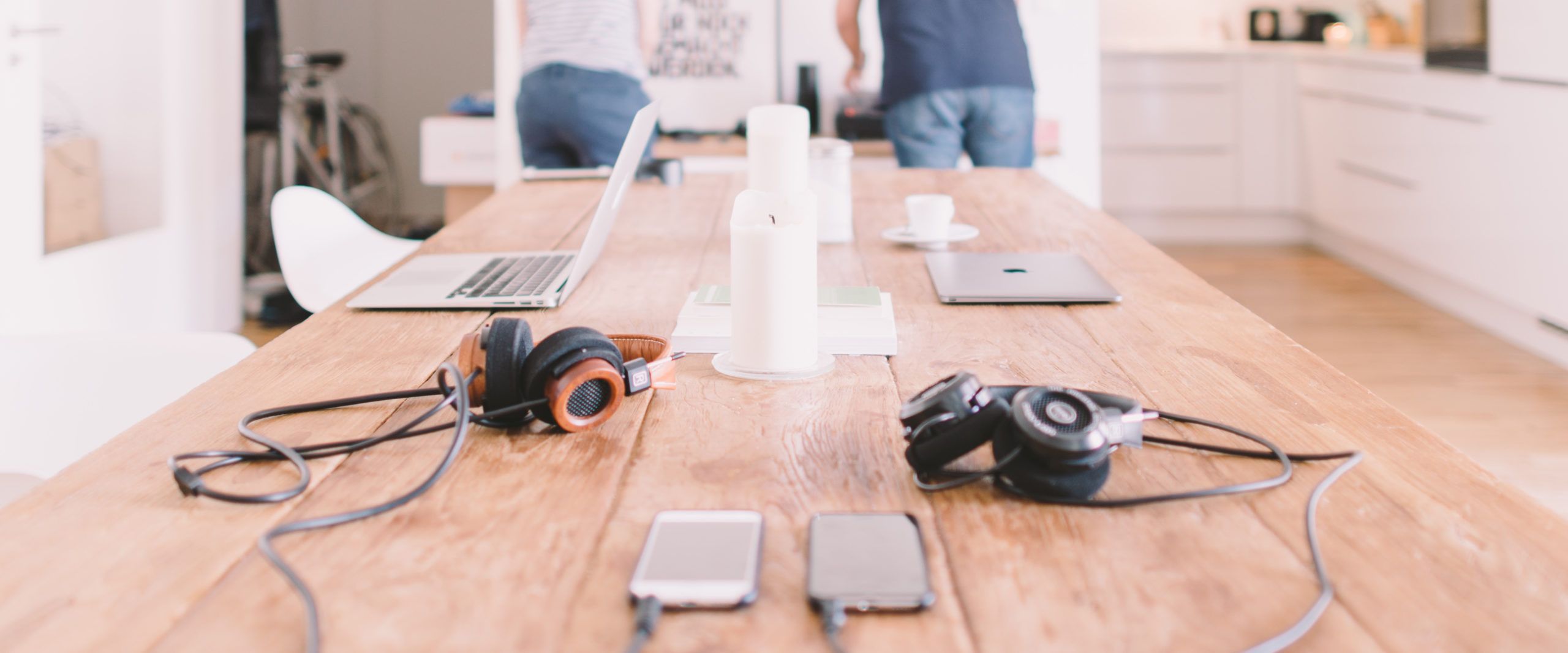Sonos Studio Table With Headphones And Devices